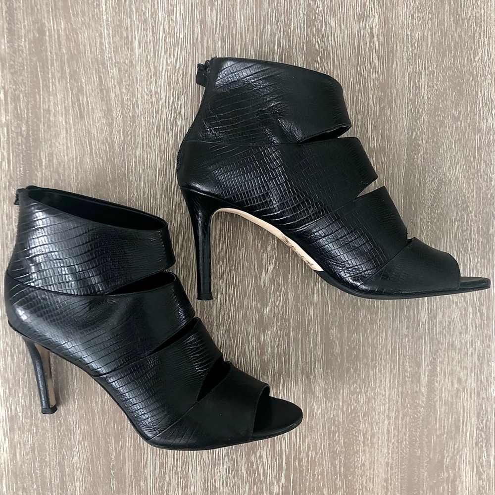 Cole Haan Black Lizard Print Clare Shootie